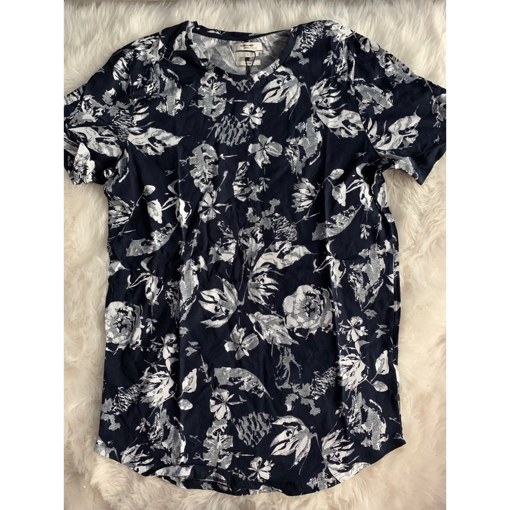 Men’s Floral Tee
